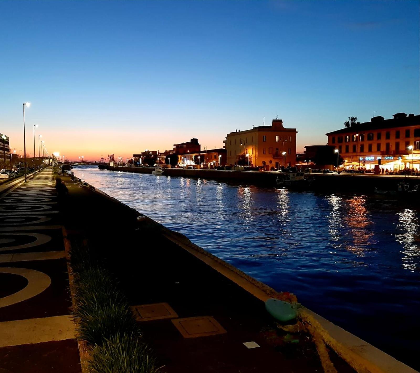 Sweet Home Fco Airport Roma Fiumicino Exterior foto